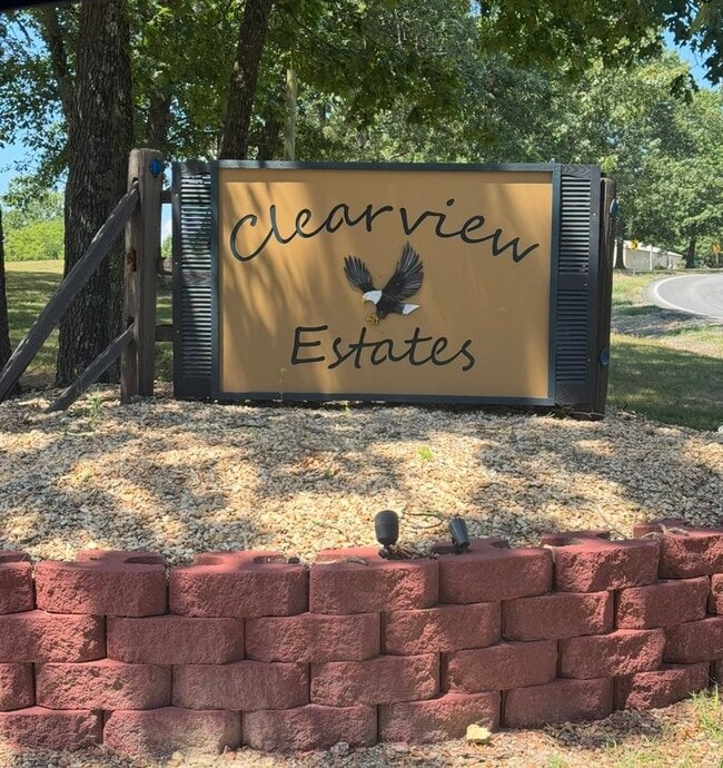 property at 20 Clearview Dr