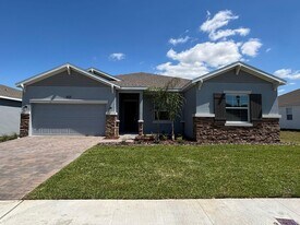 5996 Shavasana Rd in Clermont, FL - Building Photo