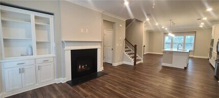 4560 Mikajack Dr SE in Smyrna, GA - Building Photo - Building Photo