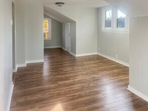 935 E Ft Wayne St in Warsaw, IN - Building Photo - Building Photo