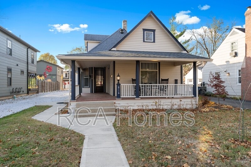 6116 Guilford Ave in Indianapolis, IN - Building Photo