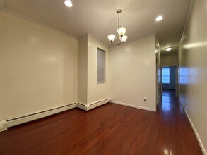 519 Palisade Ave in Jersey City, NJ - Building Photo - Building Photo