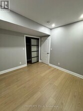 163 Freure Dr in Cambridge, ON - Building Photo - Building Photo