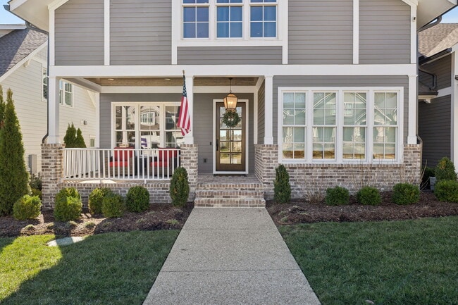 8681 Belladonna Dr in College Grove, TN - Building Photo - Building Photo
