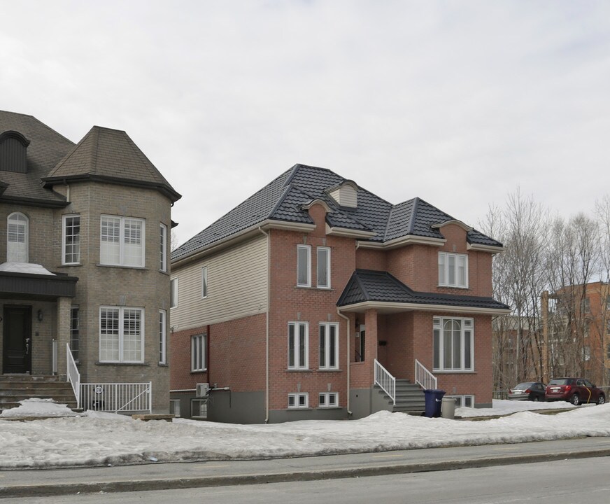 1726-1732 Notre-Dame-de-Fatima in Laval, QC - Building Photo