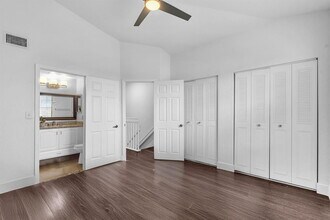 725 SW 148th Ave in Sunrise, FL - Building Photo - Building Photo