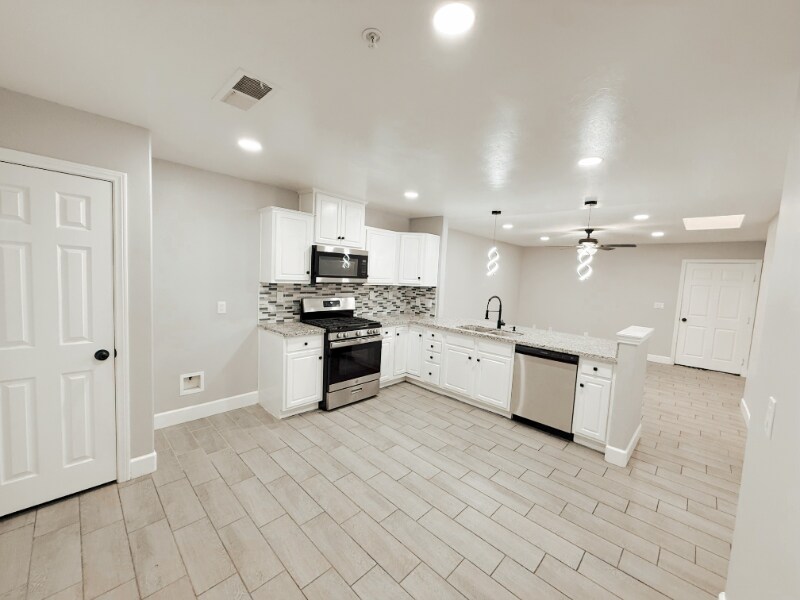 4141 Teal St in Bakersfield, CA - Building Photo