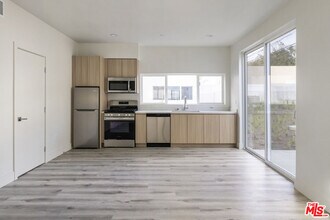 3210 Verdugo Rd in Los Angeles, CA - Building Photo - Building Photo
