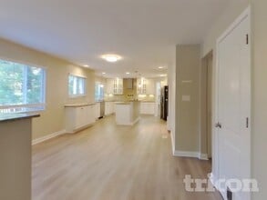 519 Falaise Dr in Creve Coeur, MO - Building Photo - Building Photo