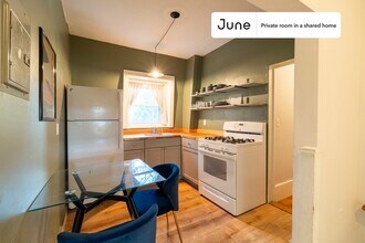 Room in Shared 2 bed/1 bath home, Unit A in Boston, MA - Foto de edificio - Building Photo