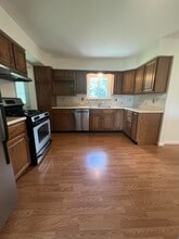 8936 Huron River Dr in Dexter, MI - Building Photo - Building Photo