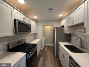28 Drewes Ct in Trenton, NJ - Building Photo - Building Photo