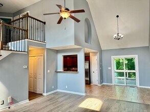 660 Deer Ridge Dr in Clarksville, TN - Building Photo - Building Photo