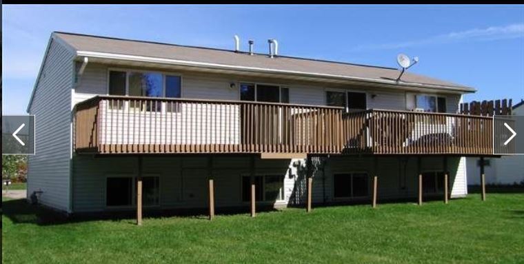 5115 Corozalla Dr in Weston, WI - Foto de edificio