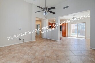 10534 E Native Rose Trail in Tucson, AZ - Building Photo - Building Photo