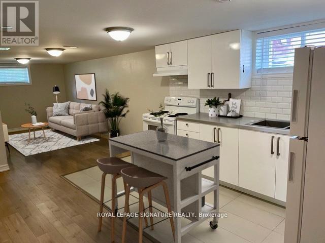 property at 1528 Pharmacy Ave