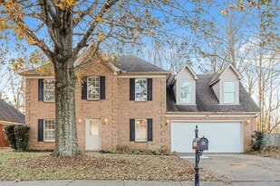 2351 Mason Dr in Hernando, MS - Building Photo