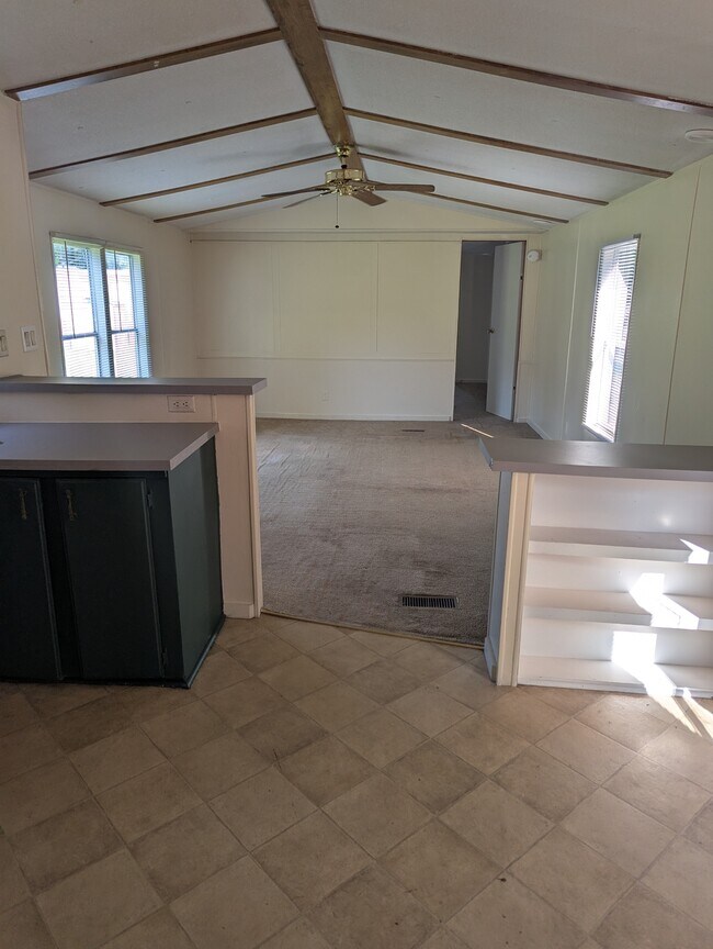 51 Walnut Branch Dr in Rocky Point, NC - Building Photo - Building Photo