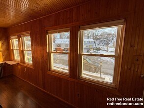 60 Haines St in Medford, MA - Foto de edificio - Building Photo