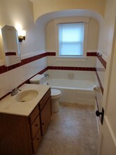 2718 9th St SW in Canton, OH - Foto de edificio - Building Photo