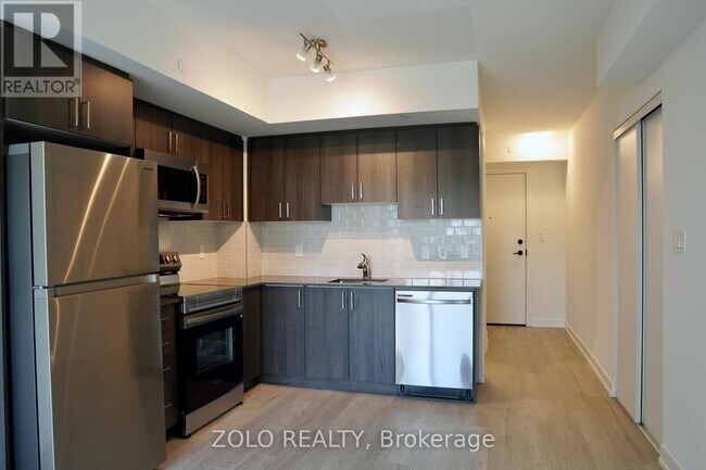 556-556 Marlee Ave in Toronto, ON - Building Photo - Building Photo