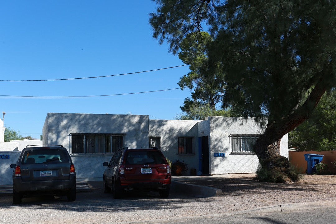 1304-1310 N Jones Blvd in Tucson, AZ - Building Photo