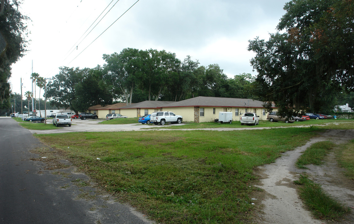 1202 Shadow Dr in Lakeland, FL - Building Photo