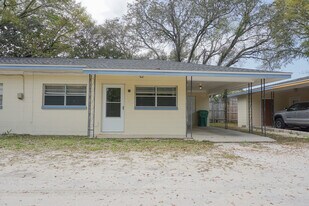 235 Beulah St in Fort Walton Beach, FL - Building Photo