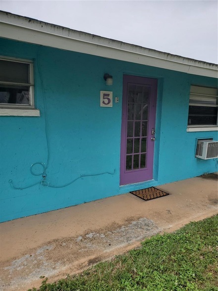 2021 Pennsylvania Ave, Unit 5 in Englewood, FL - Building Photo - Building Photo