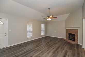 5808 Shiloah Cove S in Olive Branch, MS - Building Photo - Building Photo