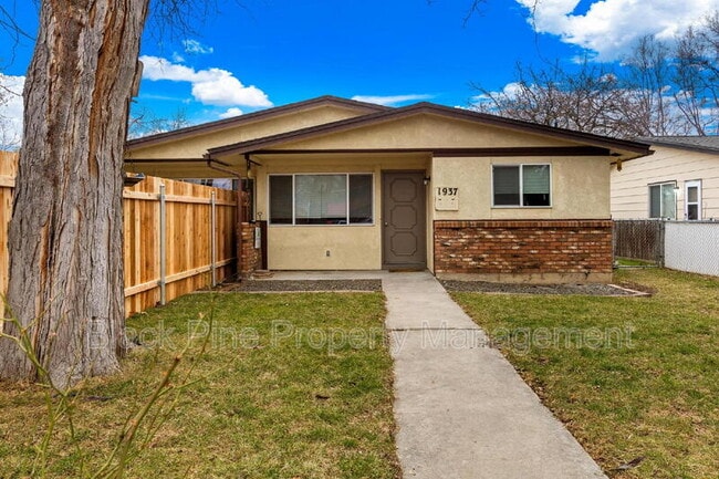 property at 1937 S Owyhee St