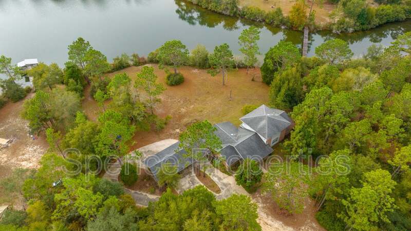 4068 Pinederosa Trail in Crestview, FL - Building Photo