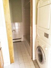 1225 Island Dr in Ann Arbor, MI - Building Photo - Building Photo