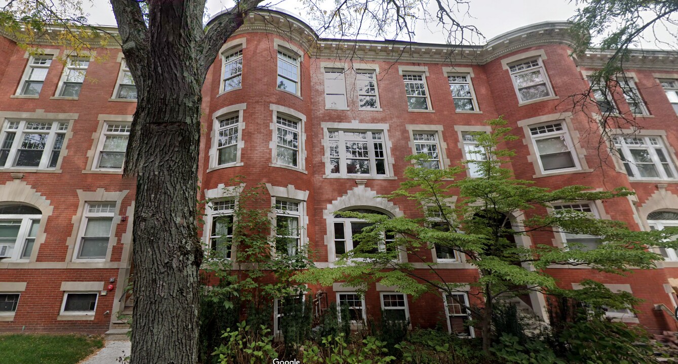 7 Strathmore Rd, Unit 3 in Brookline, MA - Foto de edificio