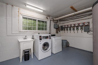 Residences at Covered Bridge in Liverpool, NY - Building Photo - Interior Photo