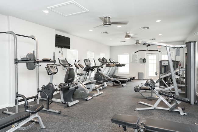 San Pedro Apartments