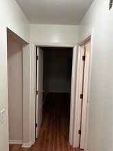 212 Logan St in Valparaiso, IN - Foto de edificio - Building Photo