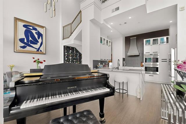 property at 2323 N Houston St