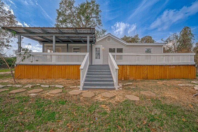 2020 Cu Chi Ln, Unit 280 Van Buren Ave in Hempstead, TX - Building Photo - Building Photo