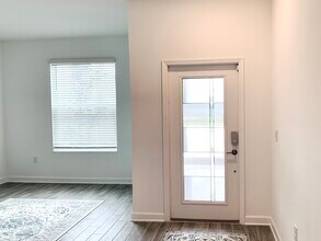 12018 Language Way in Orlando, FL - Foto de edificio - Building Photo