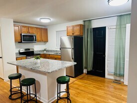 1216 W Leigh St in Richmond, VA - Building Photo