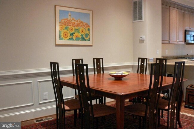 1828 Potomac Greens Dr in Alexandria, VA - Building Photo - Building Photo