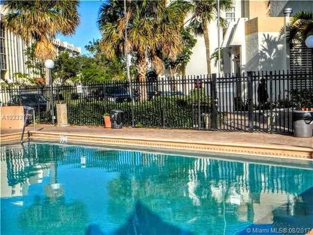 501 Three Islands Boulevard-Unit -219 in Hallandale Beach, FL - Building Photo