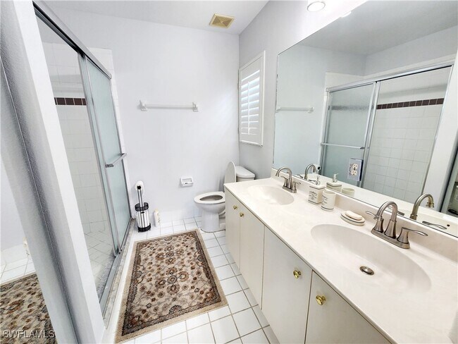 property at 6270 Huntington Lakes Cir