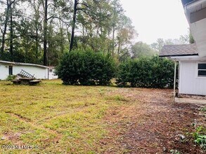 6781 Grace Ln in Jacksonville, FL - Foto de edificio - Building Photo