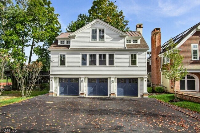 113 Washington St-Unit -B in Morristown, NJ - Building Photo - Building Photo