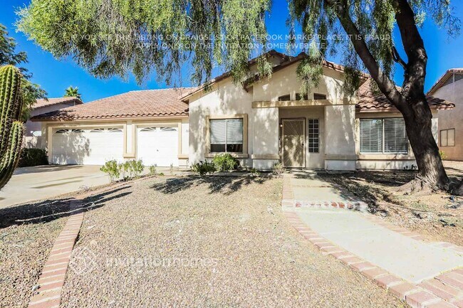 property at 9426 E Juanita Ave