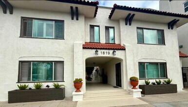 1819 E. 4th ST. #15 in Long Beach, CA - Foto de edificio - Building Photo
