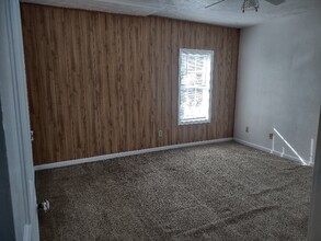 165 Limerick Rd in Herminie, PA - Building Photo - Building Photo