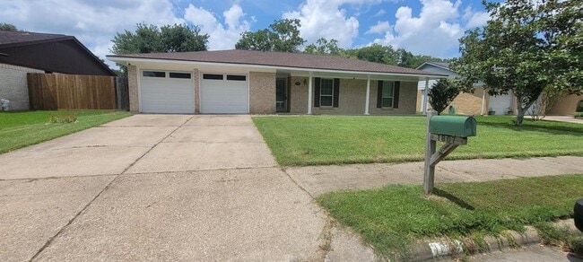 1807 Sleepy Creek Way
